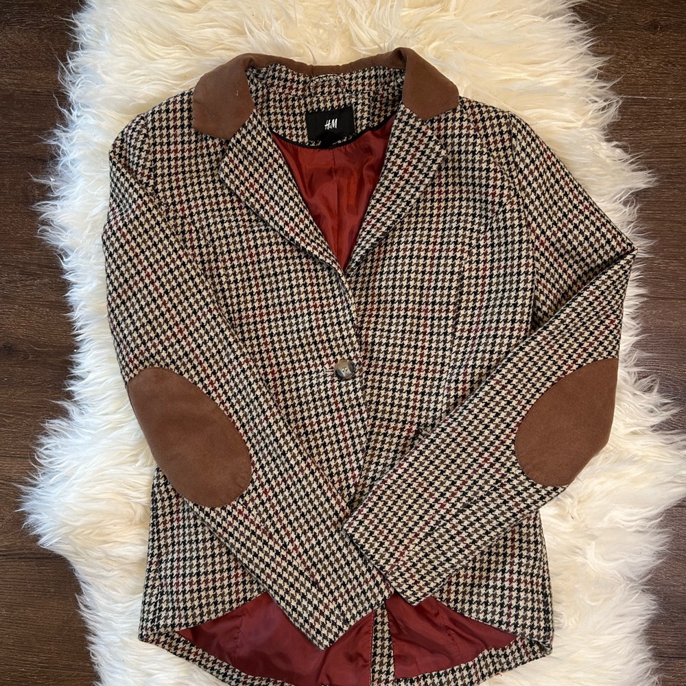 H&M Brown and Red Houndstooth Blazer with Tailored Fit